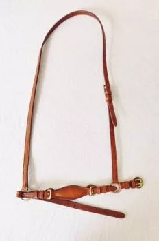 Drop Noseband, Adjustable, padded and lined, leather